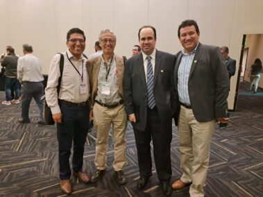 Neurocirujanos de Columna, en el Congreso peruano de Cirugía Vertebral